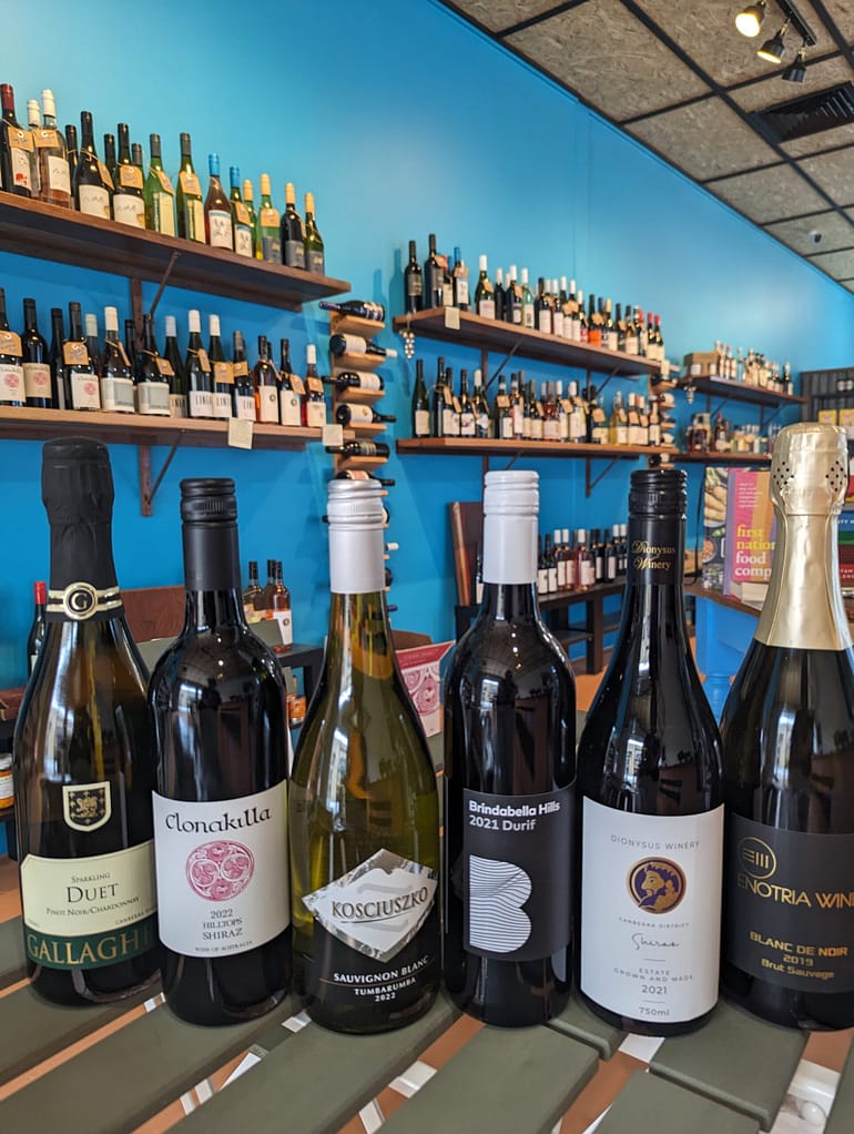 Buy mixed half dozen of wine and receive 10% off